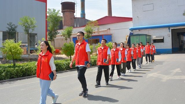 【三下乡】“智”火熔炼得真钢 工业雕琢成山河