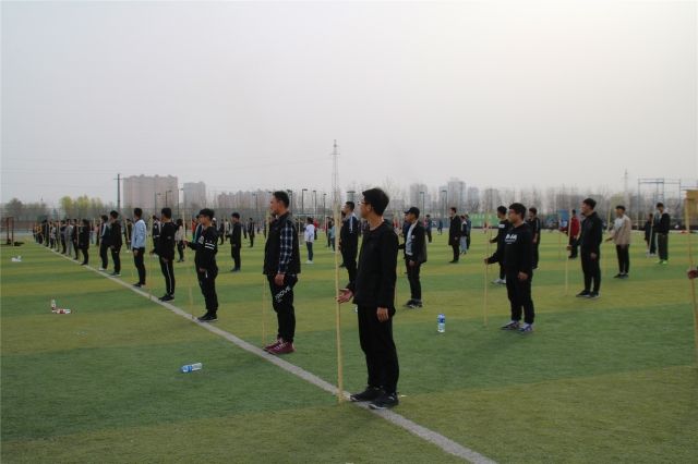 【运动会】飒爽英姿五尺枪  风华正茂竞风流