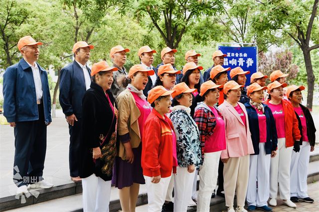 别样的阿信之旅：从少年到老年，一场跨越年华的别样志愿服务开放日以爱启幕