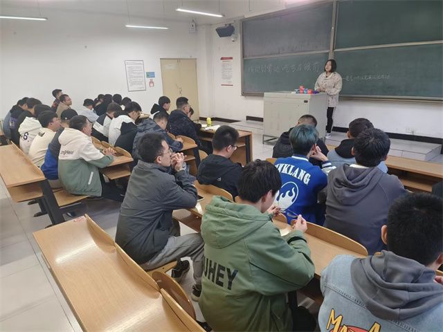 【完满班级】提高安全意识 谨防电信诈骗——智能工程学院电气2205班完满班级活动