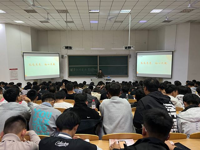 【辅导员说完满】用责任与爱浇灌大学四年