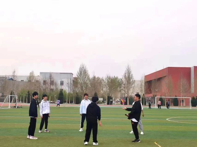 【完满团支部】运动青春 快乐无限——智能工程学院电子2201班完满团支部活动