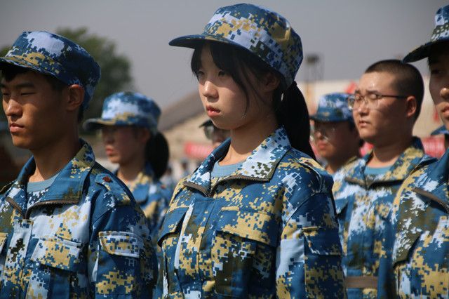 流血流汗不流泪 坚持不懈