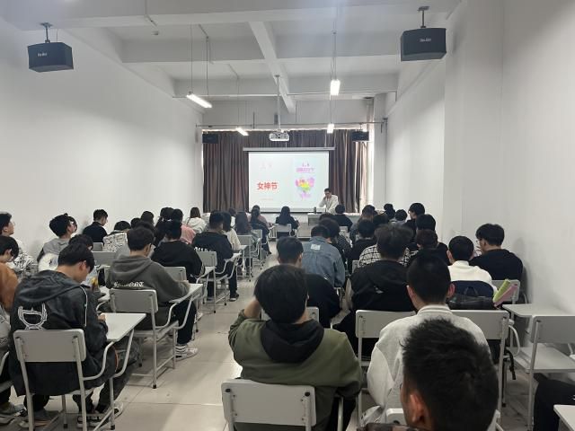 【完满团支部】巧手昇花 情暖三八——智能工程学院智能制造2202班完满团支部活动