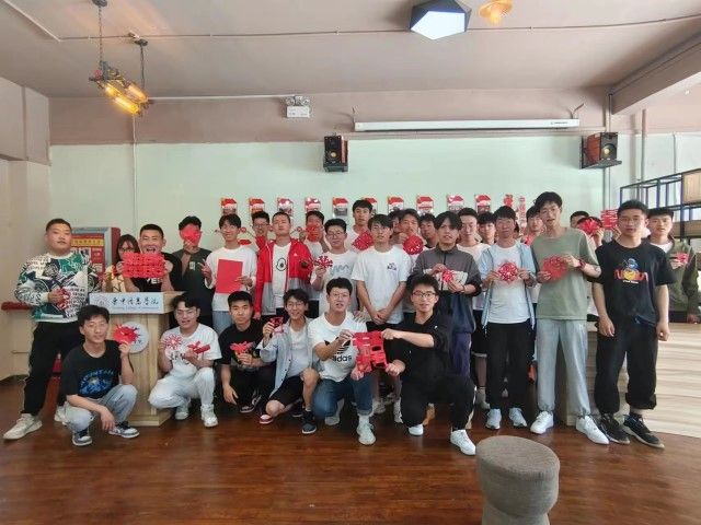 【完满团支部】弘扬传统文化 传承剪纸艺术——智能工程学院机制2208班完满团支部活动