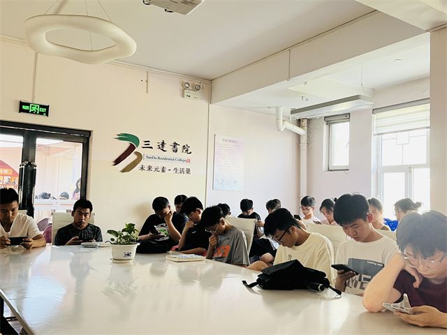 【完满团支部】颂扬红色经典 赓续英雄血脉——智能工程学院机电2201班完满团支部活动