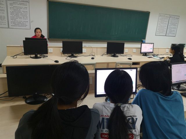 【学业导师】信息学院工设1801班级2020年9月学业导师见面会